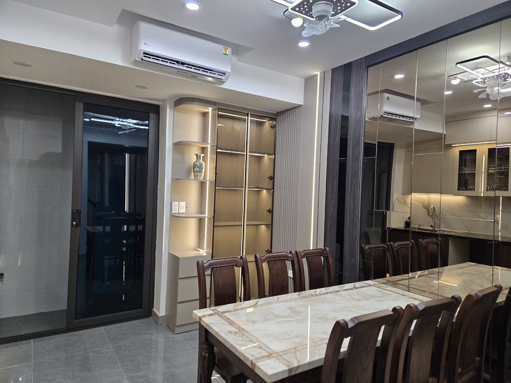 Nhà phố Tôn Đức Thắng – Ngõ nông – Ô tô – Gần hồ - Nhà đẹp – 51m2 – 3 tầng – 10.5 tỷ