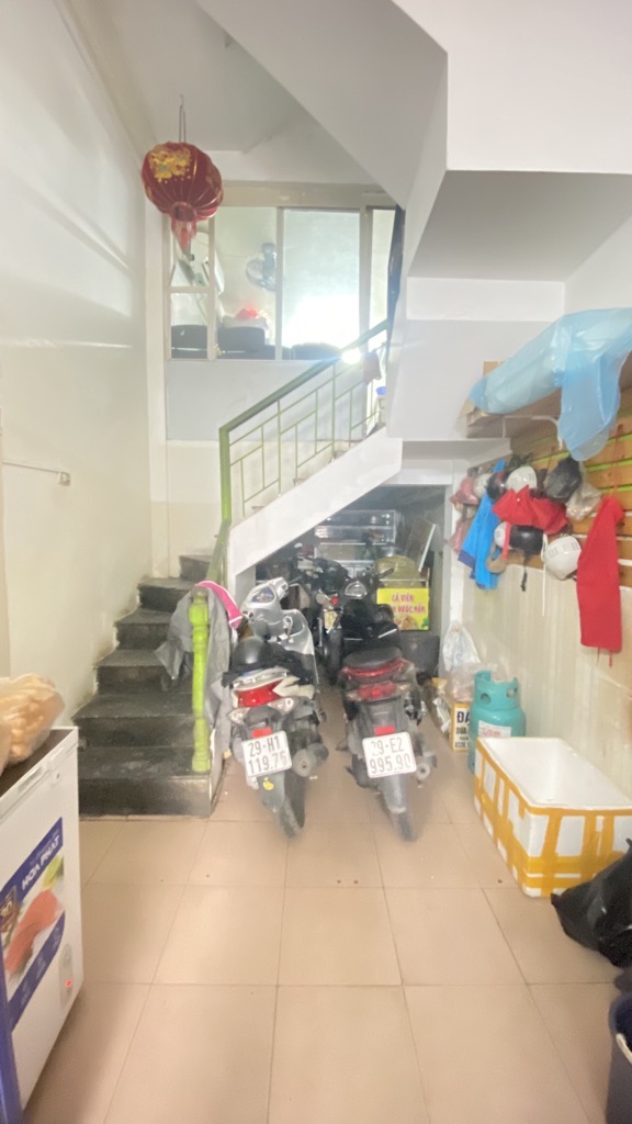 Nhà mặt phố Hồ Đắc Di – 3 vỉa hè - View hồ - Kinh doanh – 40m2 – 5 tầng – 16.4 tỷ