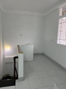 Bán nhà phố Kim Mã – Ngõ rộng, gần phố - Mặt tiền rộng – 35m2 – 4 tầng – 5.1 tỉ