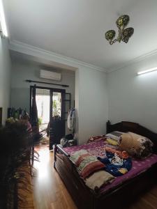 Nhà phố Đội Cấn – Ngõ rộng – 2 thoáng – Nhà đẹp – 36m2 – 4 tầng – 7.5 tỉ
