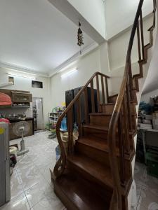 Nhà phố Kim Mã – Vị trí đẹp - Ngõ thông – Ô tô đỗ cửa – Nhà đẹp – 42m2 – 5 tầng – 12.6 tỉ