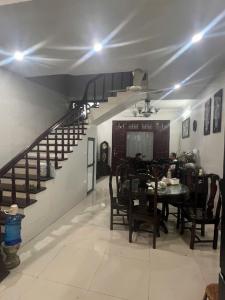 Nhà phố Hoàng Cầu – 2 mặt ngõ rộng, gần ô tô – Nhà dân xây – 55m2 – 5 tầng – 10.7 tỉ