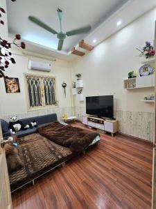 Nhà phố Thái Thịnh – Ô tô đỗ cửa – Lô góc – Kinh doanh – 46m2 – 5 tầng – 13.2 tỉ