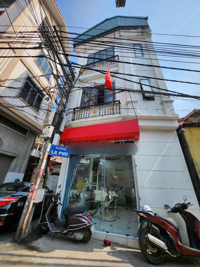 Bán nhà la phù, nhà đẹp ở ngay  30m2 5, 5tỉ