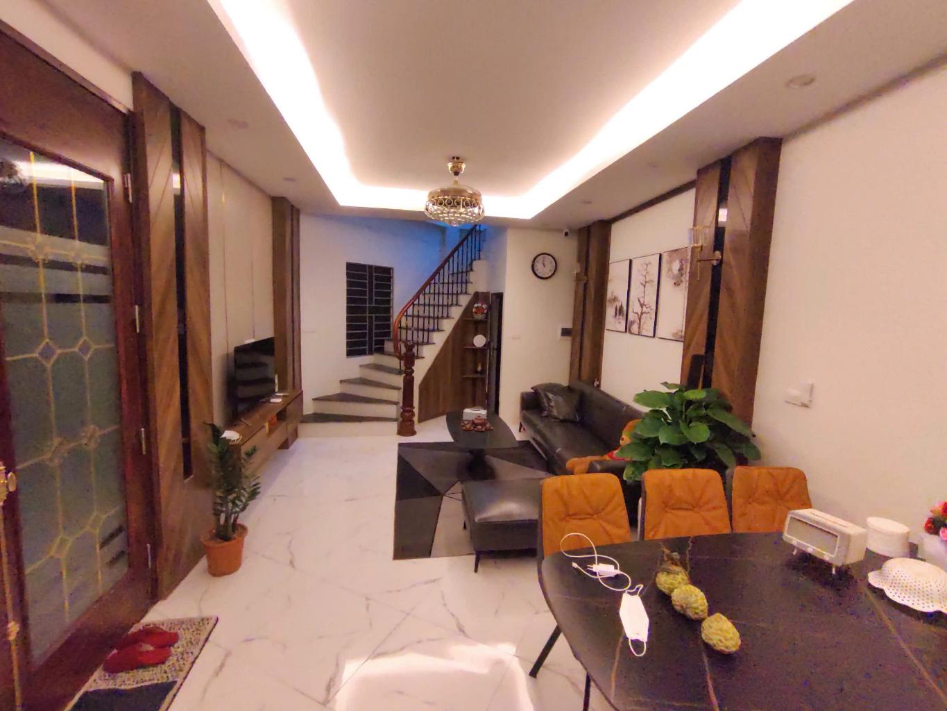 Bán nhà la phù nhà đẹp ở ngay, 34m2 4,65 tỉ