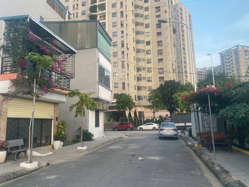 Bán đất tặng nhà an Khánh hoài đức, 54m2.   13,6 tỉ