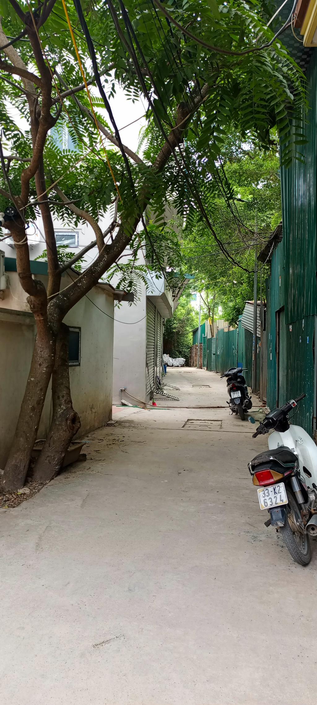 Bán nhà la phù nhà đẹp ở ngay 36m2. 4, 6 tỉ
