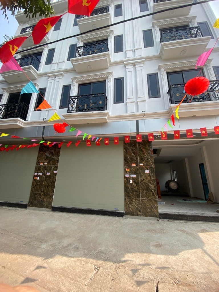 Bán nhà đại thành nhà đẹp ở ngay 51 m2. 5,35 tỉ