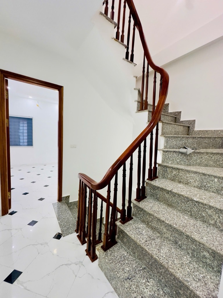 Bán nhà hữu hưng nhà đẹp ở ngay 35m2. 6,85 tỉ
