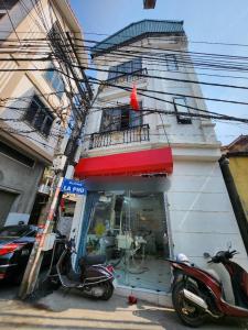 Bán nhà la phù, nhà đẹp ở ngay 30m2 5, 5tỉ