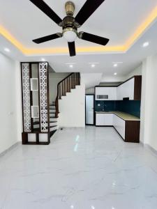 Bán nhà la phù nhà đẹp ở ngay, 30m2, 5 tỉ
