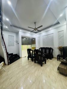 Bán nhà la phù, nhà đẹp ở ngay 48 m2, 6, 2 tỉ