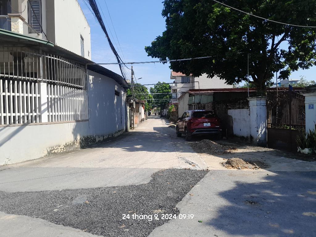 NHÀ ĐẸP Ở NGAY TIỆN ÍCH KHỎI BÀN, ỦY BAN, TRẠM XÁ. MẦM NON, CẤP 1,2,3, ĐƯỜNG QUỐC LỘ