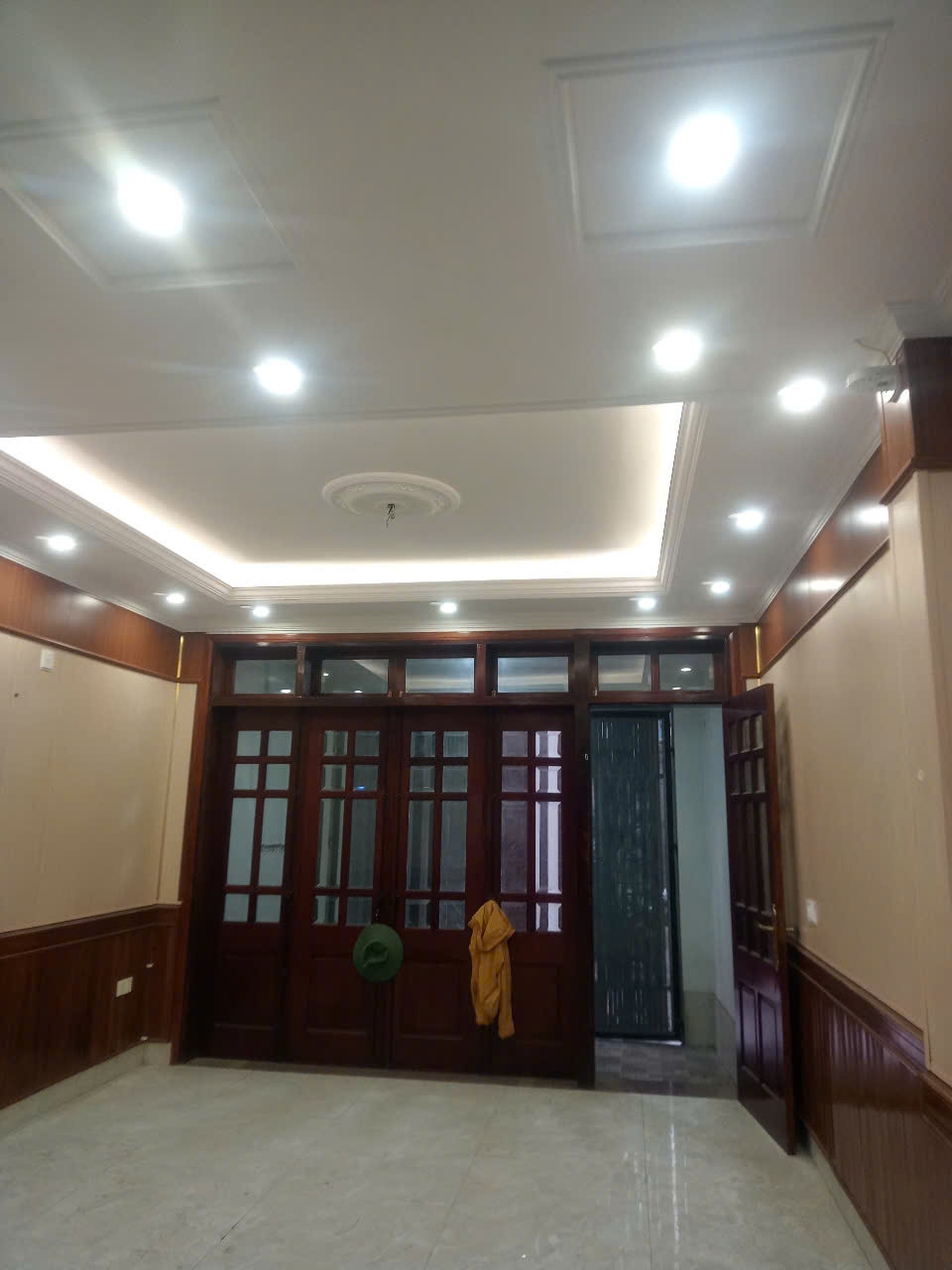 NHÀ ĐẸP Ở NGAY TIỆN ÍCH KHỎI BÀN, ỦY BAN, TRẠM XÁ. MẦM NON, CẤP 1,2,3, ĐƯỜNG QUỐC LỘ