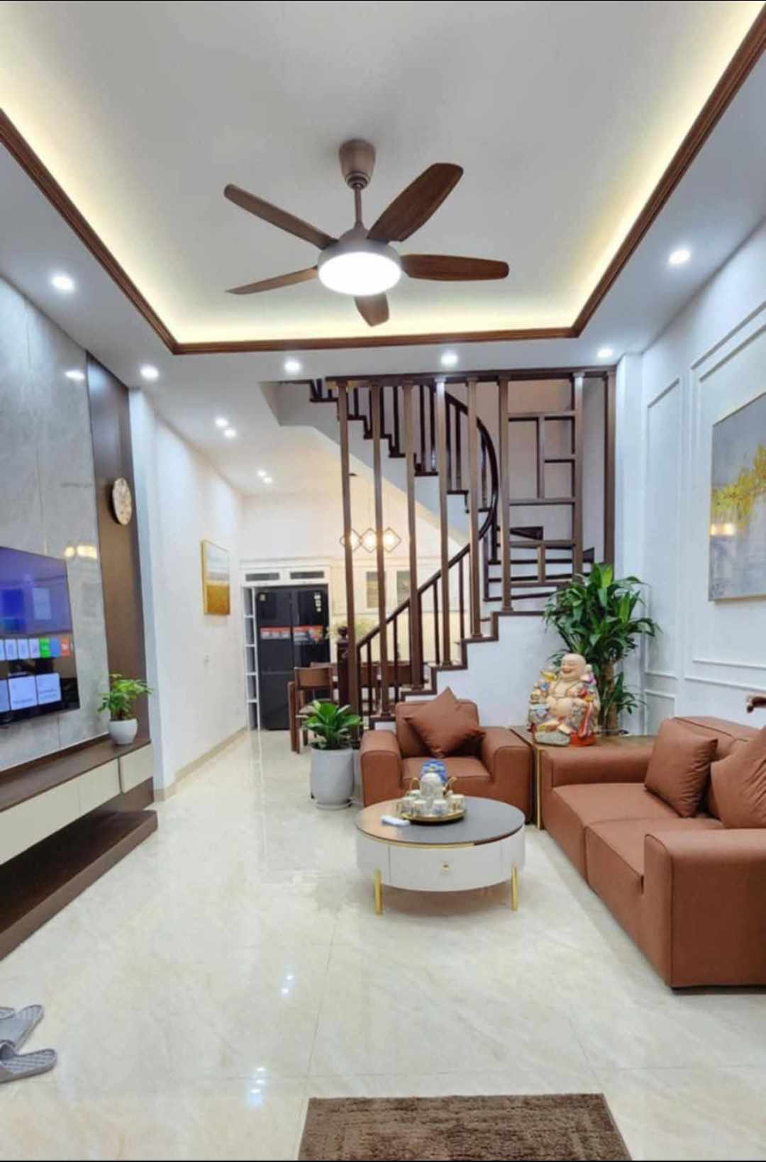 Nhà đẹp Mễ Trì, ngõ nông 3 gác tránh SH, sổ vuông đẹp, 45m2, Chỉ 7.3 tỷ