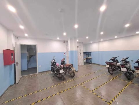 Bán nhà Mễ Trì, 7 tầng thang máy, 3 gác tránh SH, 20m ra MP, 45 tr/ tháng, 52m2, Chỉ 12 tỷ