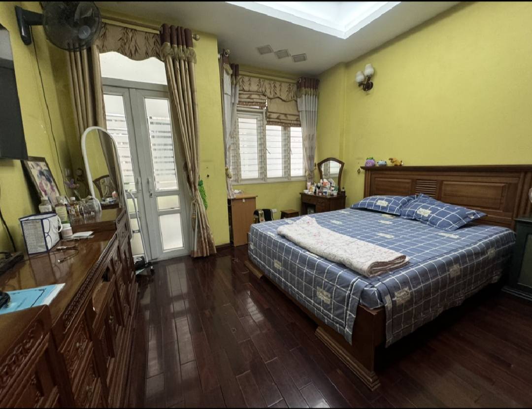 Bán nhà đẹp Mễ Trì, ngõ 3gác tránh SH, 10m ra oto tải, sổ vuông, 52m2, 5 tầng, Chỉ 9.2tỷ