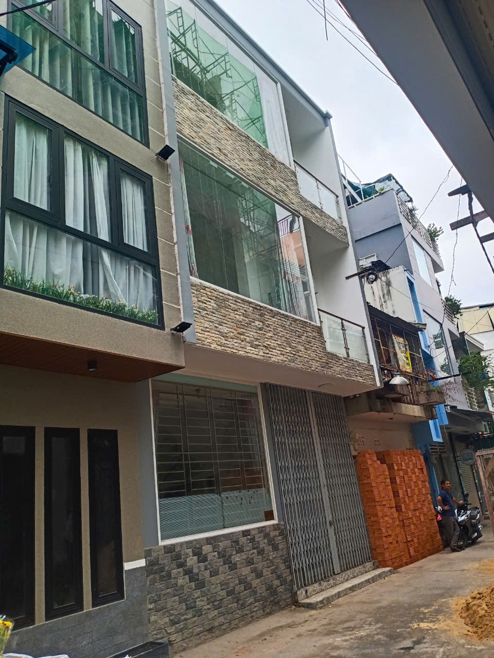 BÁN NHÀ ĐẸP MỚI,KHU VÍP TÔ HIẾN THÀNH,Q 10,KO LỘ GIỚI,HẺM THÔNG ĐI KHẮP NƠI,GIÁ CHỈ NHỈNH 7 TỶ