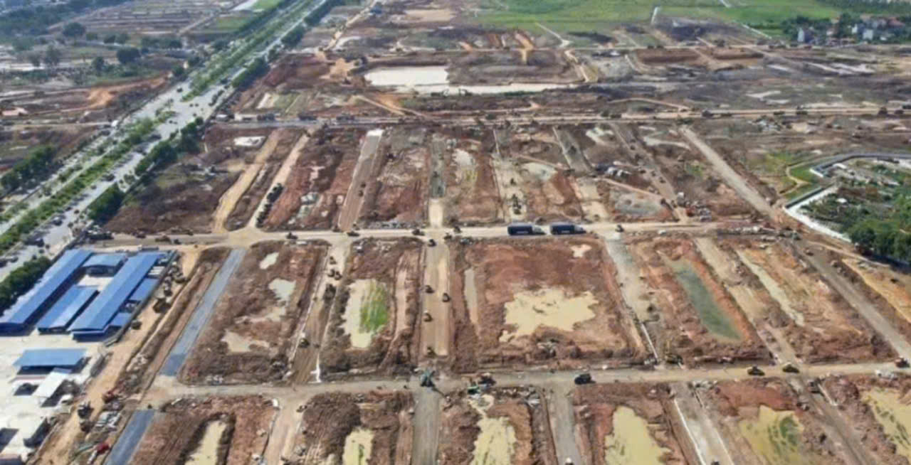 ĐẸP KHÔNG NÓI NHIỀU, NHÀ C4 LÔ GÓC, KINH DOANH, Ô TÔ TRÁNH, 150M RA  VIN CỔ LOA, GIÁ MỀM