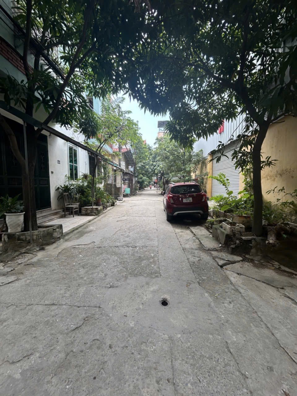 Nhà  khu đại học mỏ địa chất phường Cổ Nhuế Bắc Từ Liêm 2 mặt ngõ, 10m ra đường  oto tránh
