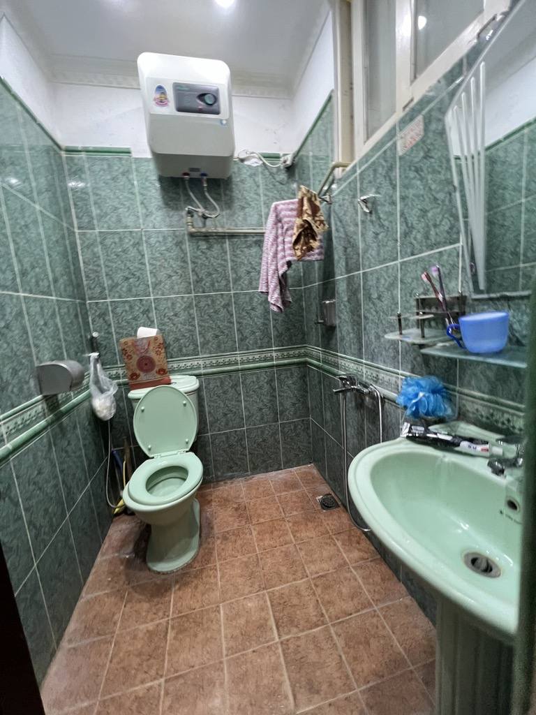 HOÀNG MAI, 4 TỶ, Ở NGAY, TẬP THỂ 3 NGỦ