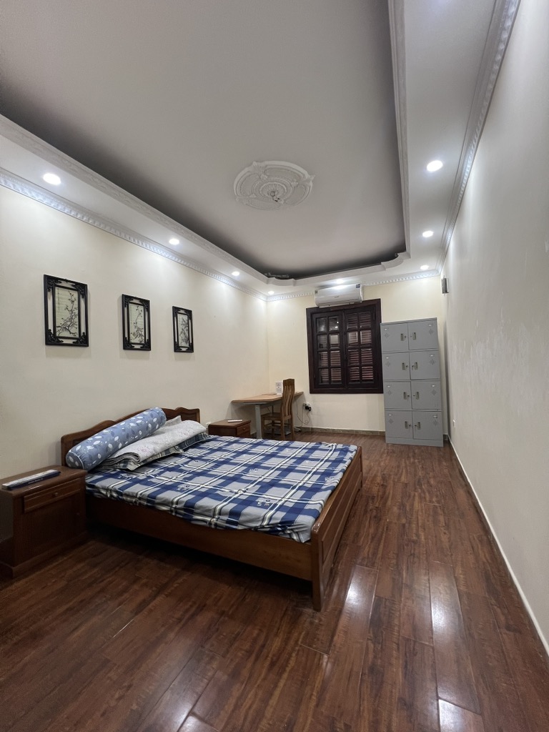 HOÀNG MAI, 4 TỶ, Ở NGAY, TẬP THỂ 3 NGỦ