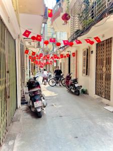 HAI BÀ TRƯNG, 28M2 NHÀ DÂN XÂY, SỔ ĐỎ, 5.5 TỶ