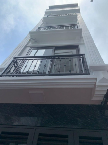 Anh Hùng hàng xóm nhờ bán cănThanh lãm 31m2 5 tầng  giá 4.95 tỷ