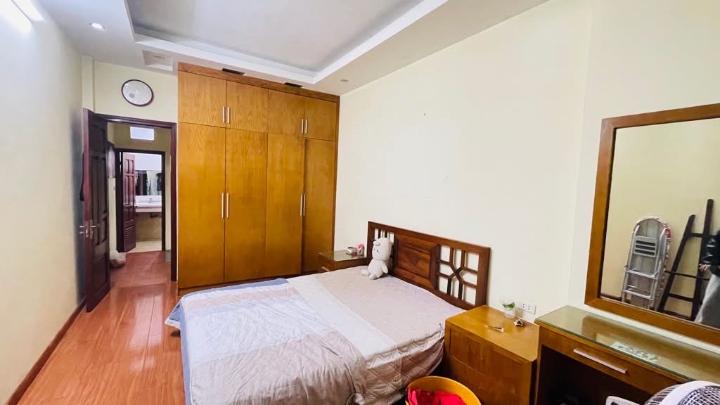 BÁN NHÀ MẶT NGÕ XUÂN ĐỈNH, 62M x 6 TẦNG, MT 4,5m, Ô TÔ ĐỖ CỬA, LÔ GÓC THOÁNG SÁNG, DÂN XÂY, CHỈ 14