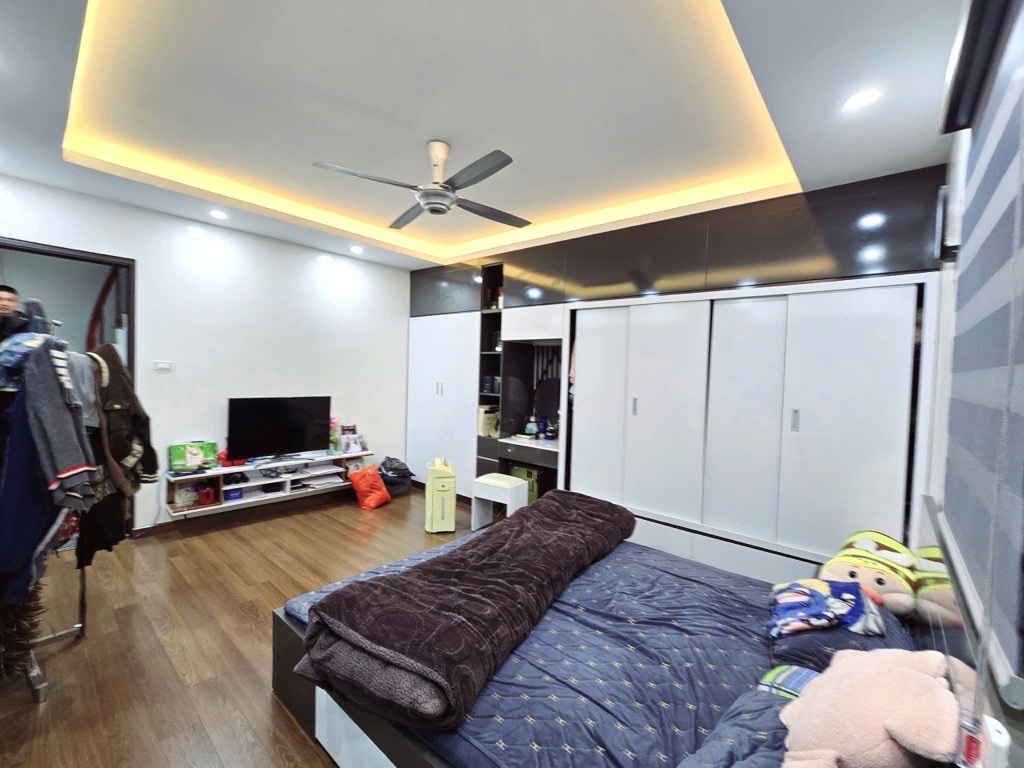 BÁN NHÀ MẶT NGÕ XUÂN ĐỈNH, 62M x 6 TẦNG, MT 4,5m, Ô TÔ ĐỖ CỬA, LÔ GÓC THOÁNG SÁNG, DÂN XÂY, CHỈ 14