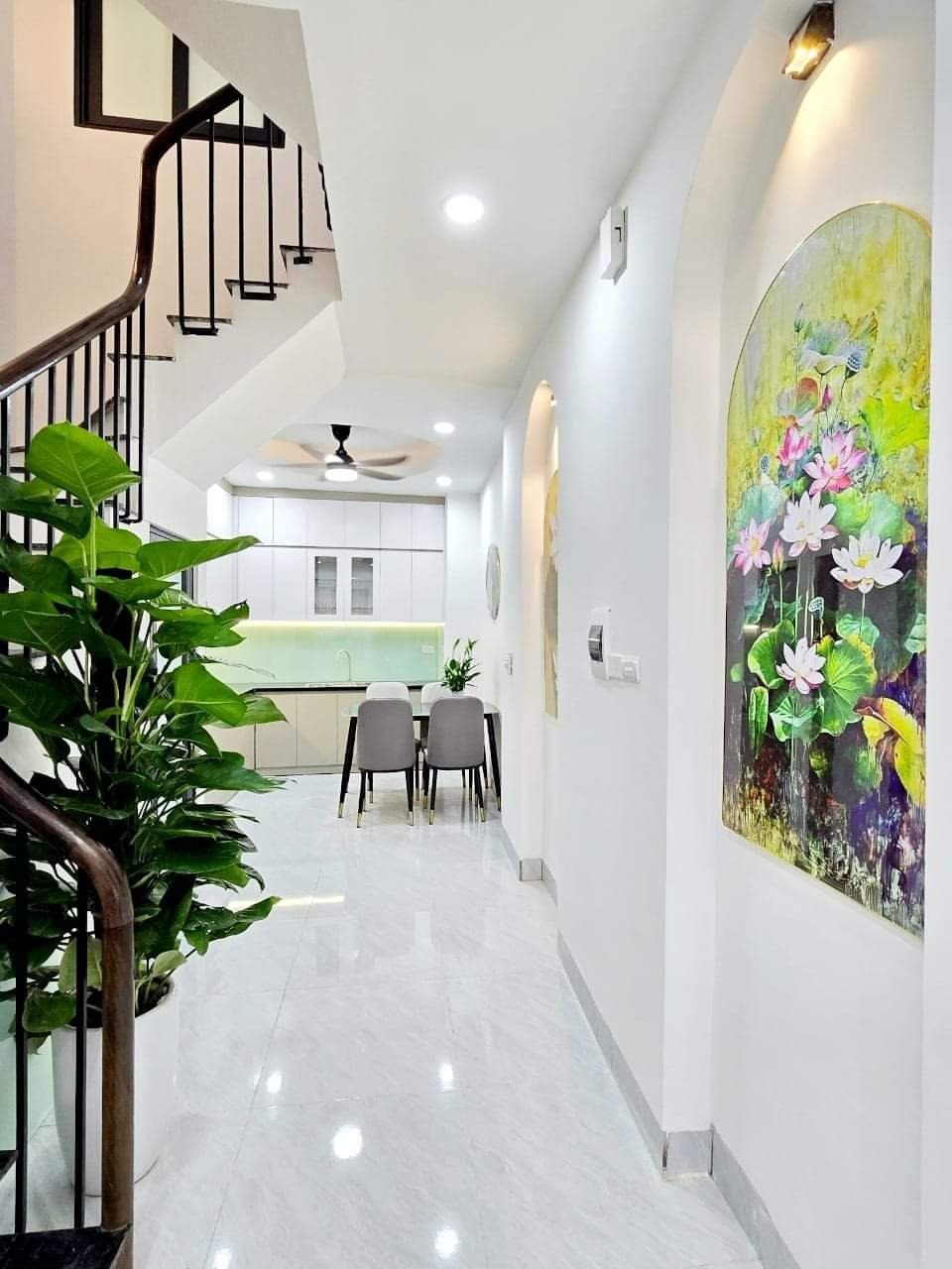 Sốc, Trung Phụng sát mặt phố, ngõ thông, ba gác tránh xe máy, 32m2*4T