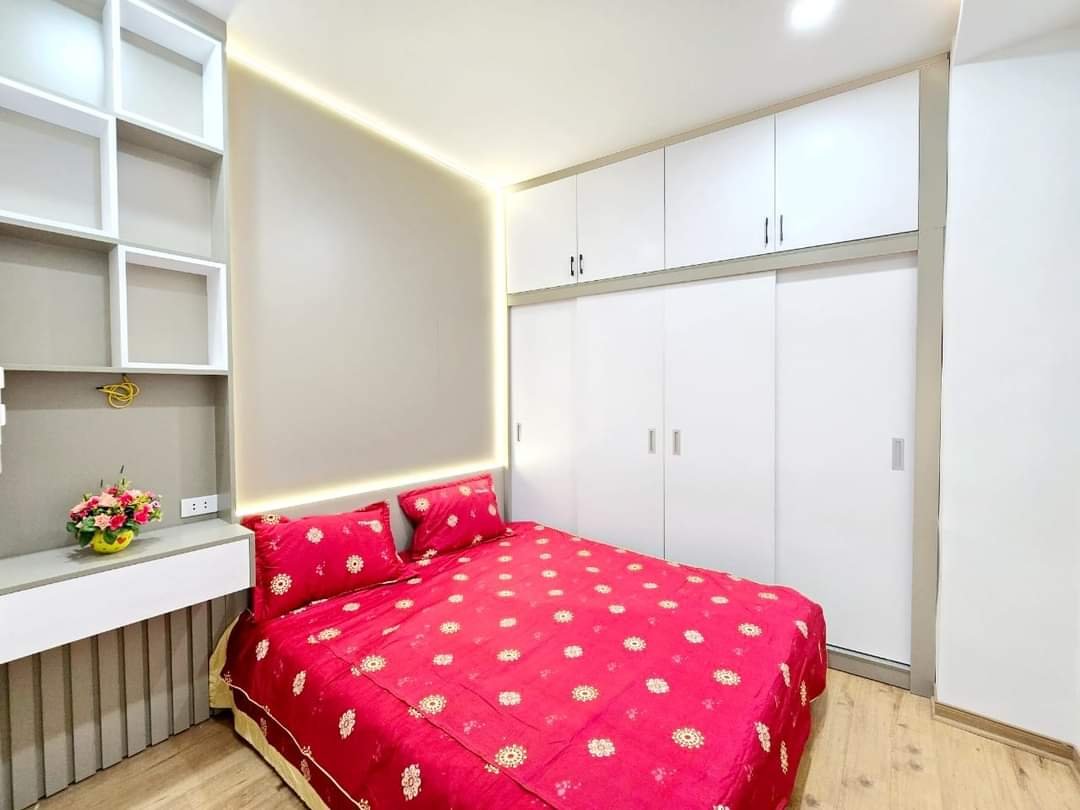 Sốc, Trung Phụng sát mặt phố, ngõ thông, ba gác tránh xe máy, 32m2*4T