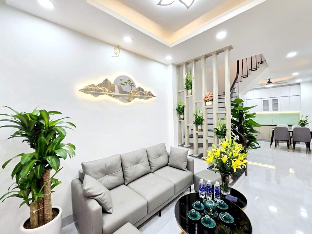 Sốc, Trung Phụng sát mặt phố, ngõ thông, ba gác tránh xe máy, 32m2*4T