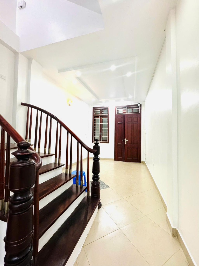 Bán nhà Lê Đức Thọ, thông, thoáng, 100m ra đường ô to, gần phố, kinh doanh, 6 tầng, 6 tỷ 800