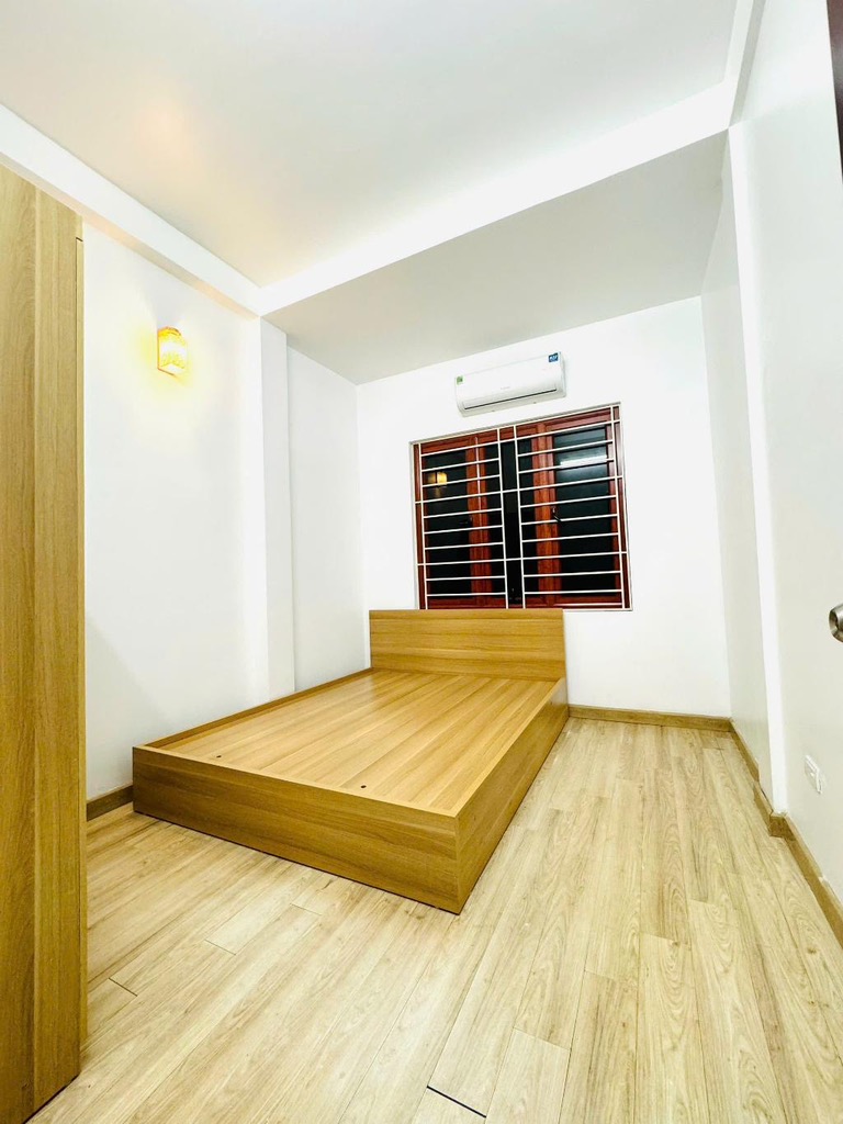 Bán nhà Lê Đức Thọ, thông, thoáng, 100m ra đường ô to, gần phố, kinh doanh, 6 tầng, 6 tỷ 800