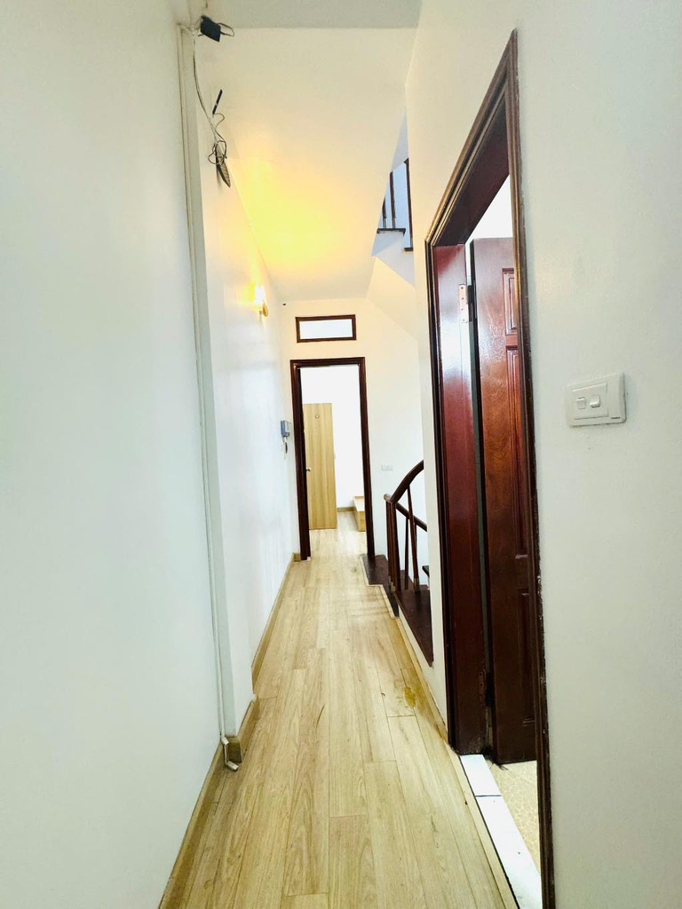 Bán nhà Lê Đức Thọ, thông, thoáng, 100m ra đường ô to, gần phố, kinh doanh, 6 tầng, 6 tỷ 800