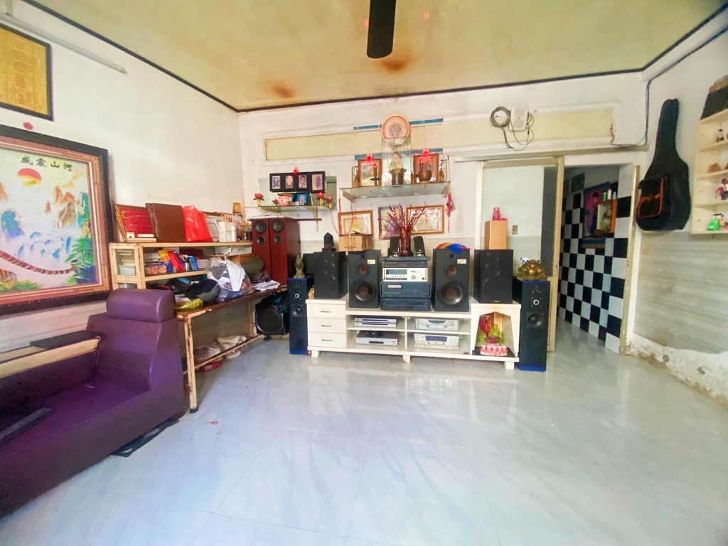 Bán nhanh nhà 5x16m, 2 tầng, 3p.Ngủ,hẻm xe tải thông ra Dương Đình Hội, Quận 9.Hót