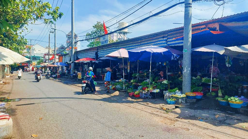 Ngang Khủng 10m.Mặt Tiền kinh doanh  - ngay chợ Xuân Hiệp, Linh Xuân, 211m2. Nhỉnh 15 Tỷ