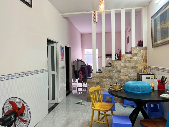 Bán nhà mặt tiền đường số 10, Linh Xuân, Thủ Đức, DT : 6m x 32m.Nhỉnh 12 Tỷ.