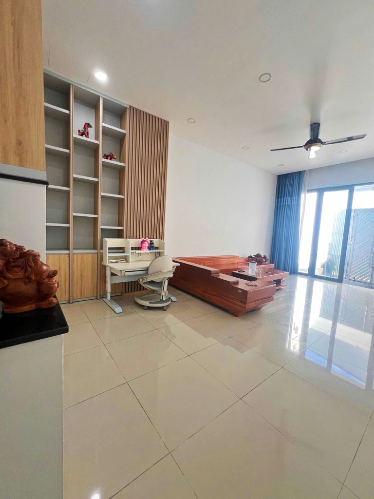 Bán nhà HXH Hoàng Diệu 2 - Linh Trung, 4PN, Sân Ô Tô - DT 4.5x19m.Nhỉnh 8 Tỷ