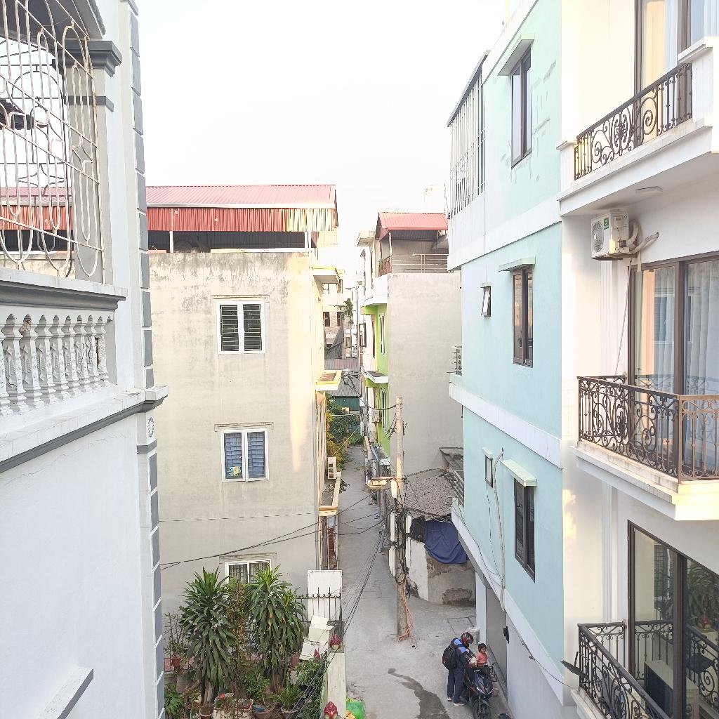 Siêu phẩm duy nhất tại Đường Long Biên, 4,55 tỷ, 30m2, 5 tầng, pháp lý đầy đủ