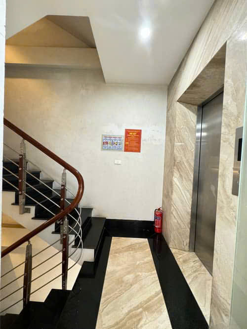 Mặt Phố view Hồ Tây gara ô tô thông số đẹp