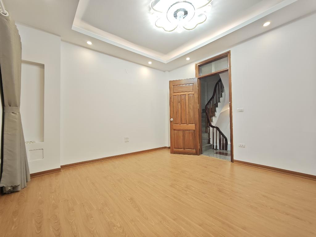 Mỹ Đình  Nhà 30m²  5 tầng  gần ô tô  ở luôn 7,15 tỷ tiện ích ngập tràn