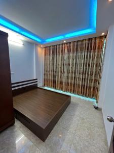 Bán nhà Văn Yên Văn Quán Ô Tô đỗ cửa 30m2 xây 4 tầng,MT 3.8m giá 6.95 Tỷ