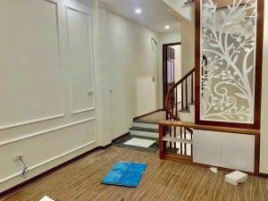 Bán nhà Hà Trì 4- Ngõ đẹp thoáng sáng giá chỉ 5.6 tỷ 5 tầng 34m2 mặt tiền 3.2m.