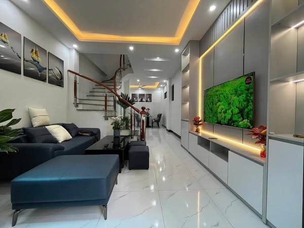 BÁN NHÀ 4 TẦNG, HẺM XE HƠI 4m THÔNG, NGAY BỘ CÔNG AN Q1, 4x12m, GIÁ 14.5 TỶ