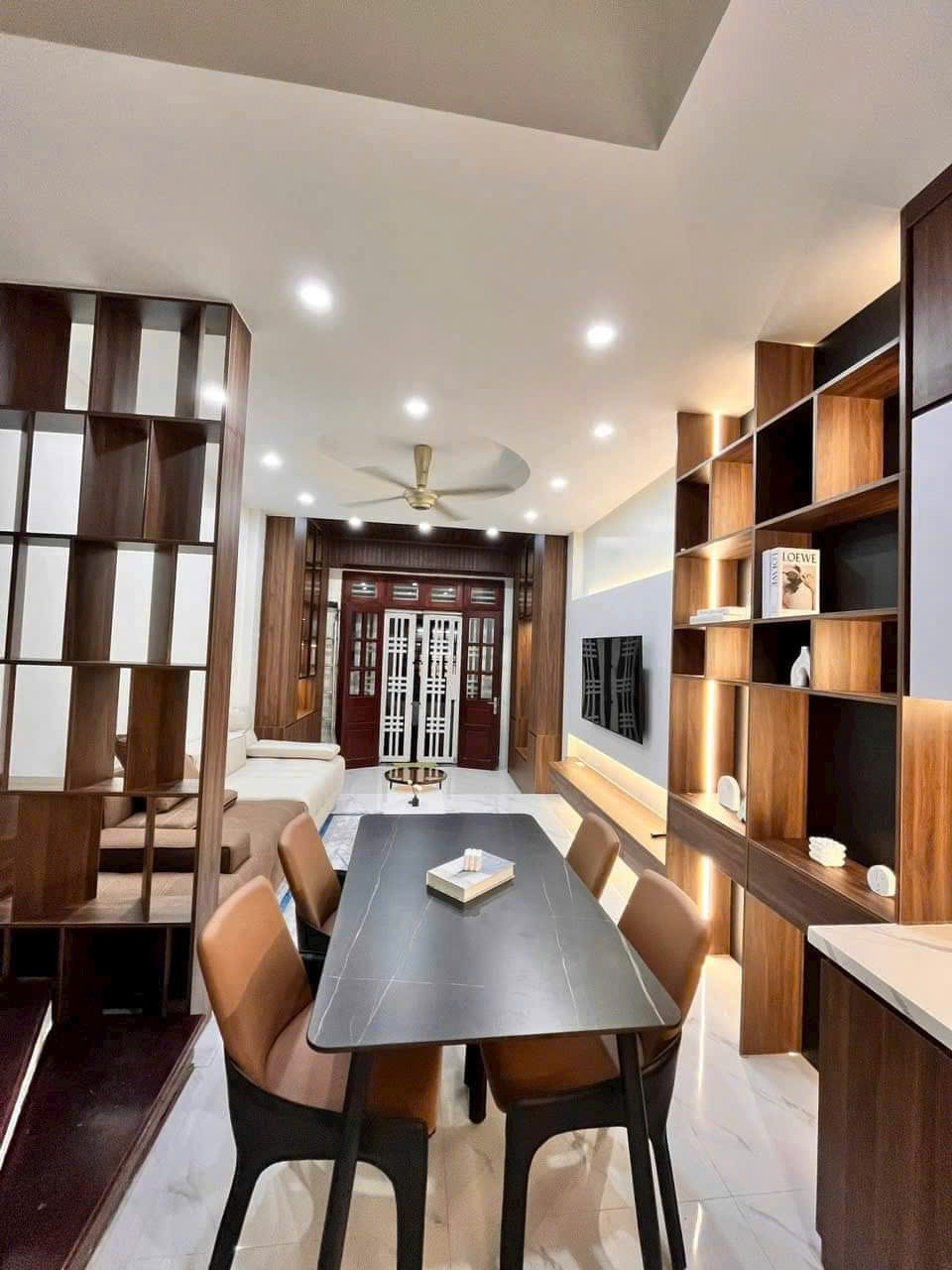 Trung tâm Quận Hà Đông - Cách Ô tô 10m - Giá 6.5 tỷ