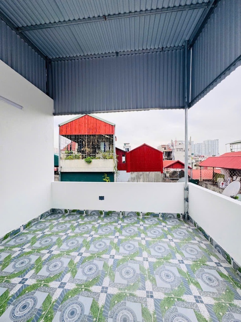 NGÕ RỘNG - LÔ GÓC 3 THOÁNG - NHÀ MỚI SẴN Ở  - THÔNG NGÕ 105 LÁNG HẠ