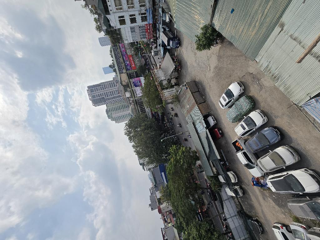 (LẠC LONG QUÂN) 6 TẦNG THANG MÁY - FULL NỘI THẤT - TRƯỚC NHÀ SIÊU THOÁNG