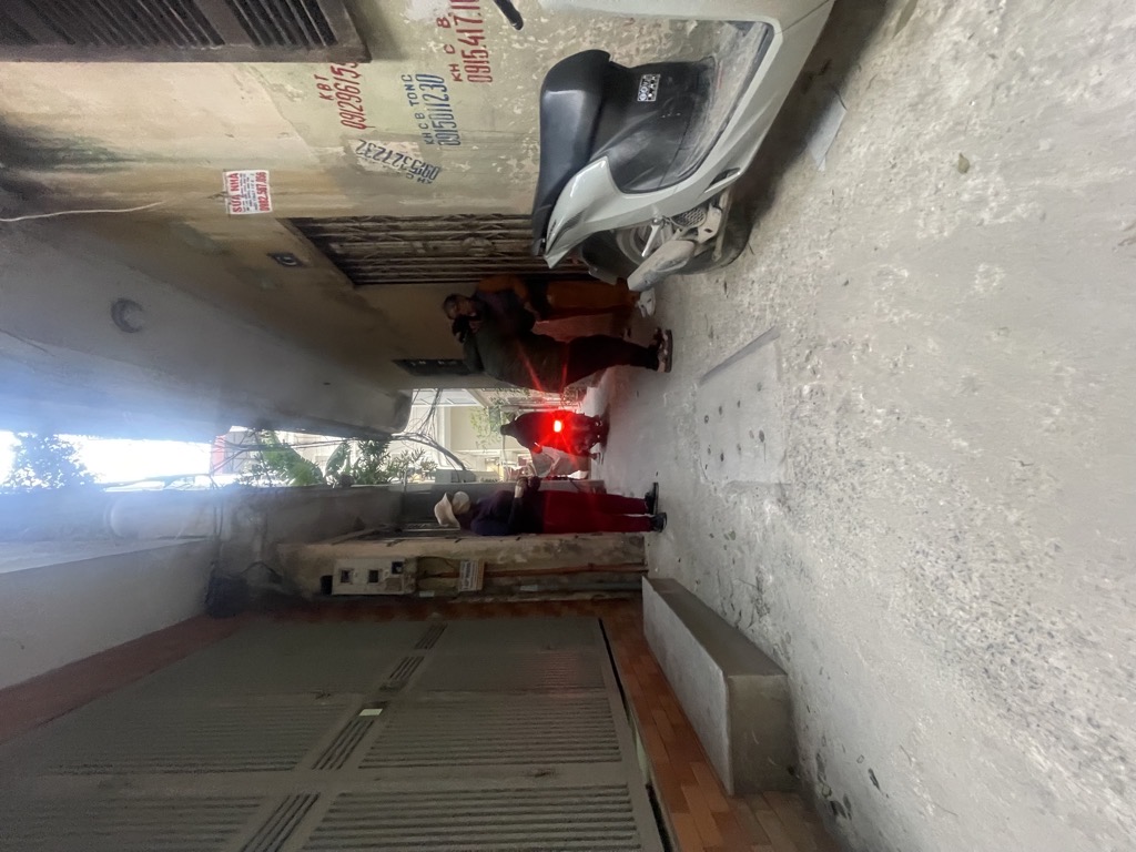 LÔ GÓC,10M RA ĐƯỜNG OTO, GẦN HỒ, TT ĐỐNG ĐA, TRƯỚC NHÀ 3 GÁC TRÁNH NHAU